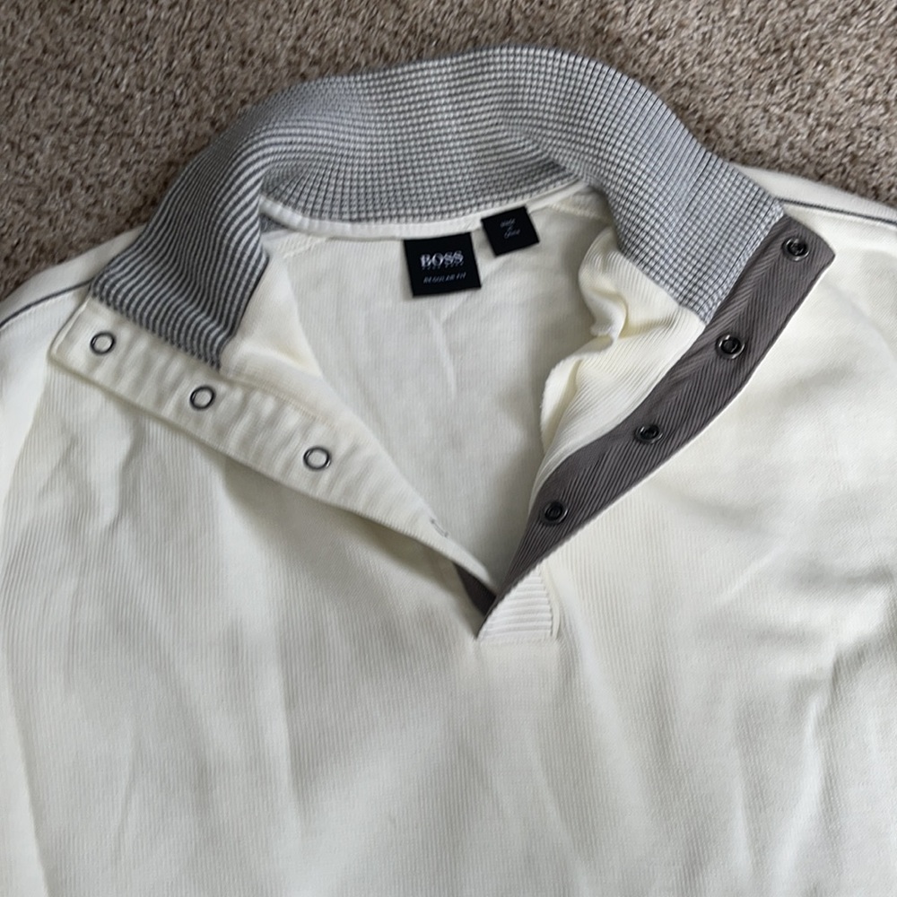 Hugo boss pull over - Picture 2 of 6